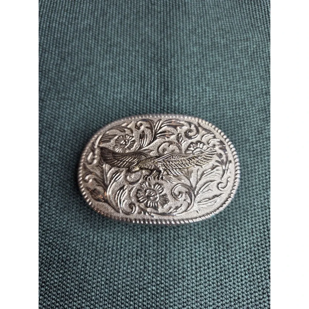 Vintage Silver-Tone Oval Belt Buckle Flying Eagle Filigree Rope Edge Western